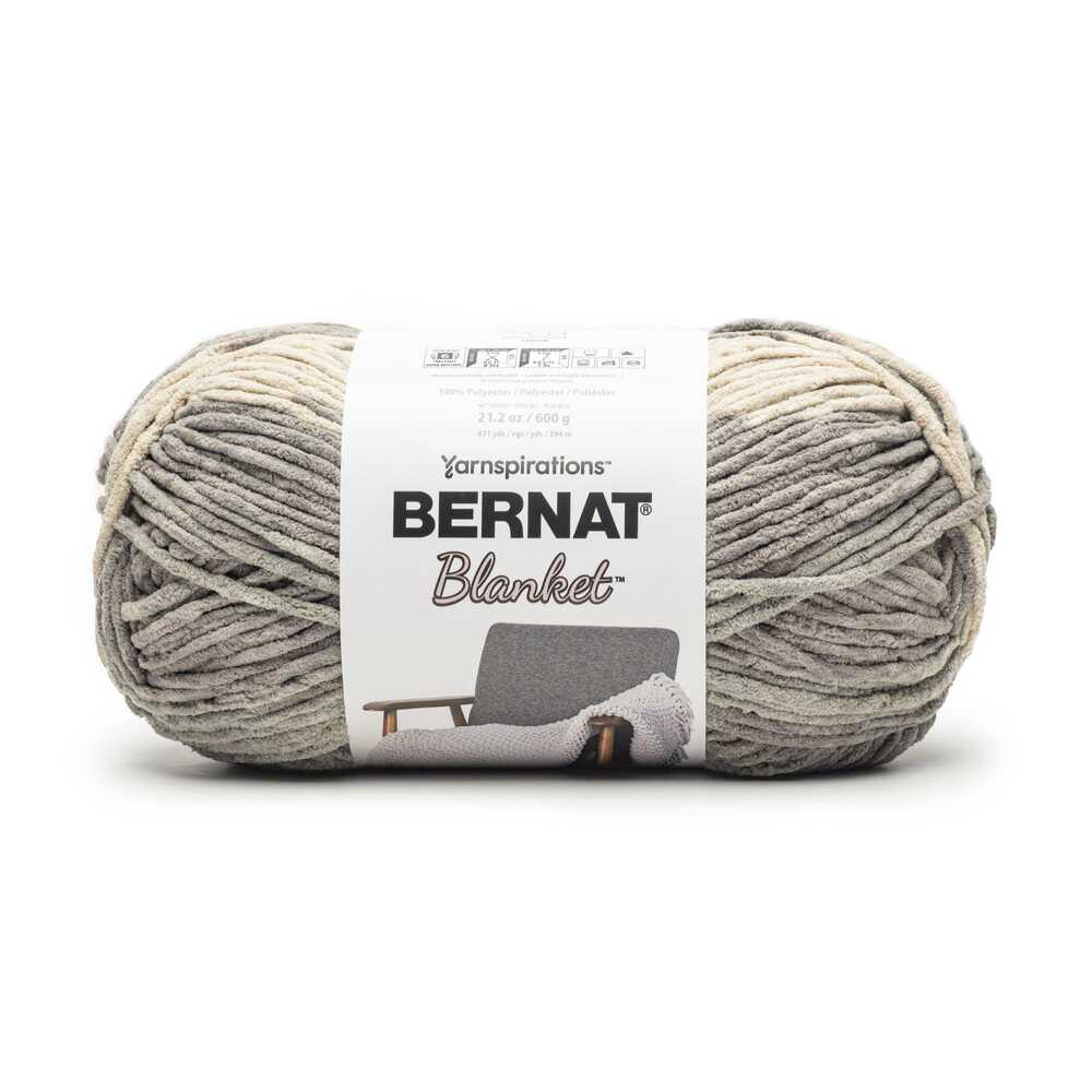 NWT Bernat Blanket super bulky, chenille-style yarn Silver Steel (600g/21.2oz)